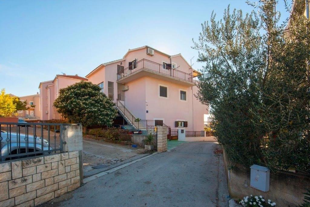 Guesthouse Brodarica Šibenik Buitenkant foto