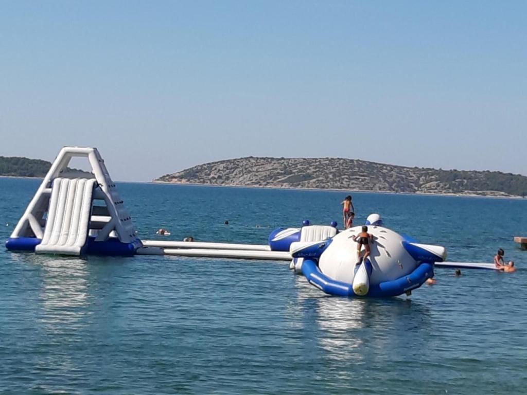 Guesthouse Brodarica Šibenik Buitenkant foto